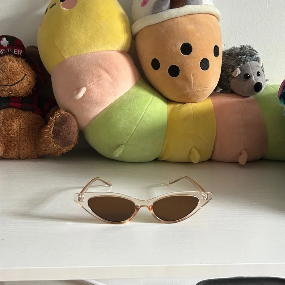 Women's Cat-Eye Sunglasses in Clear Champagne Frame